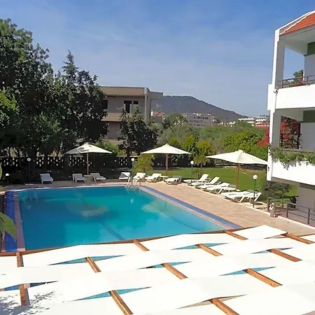 Terinikos Sunny Garden & Junior Hotel